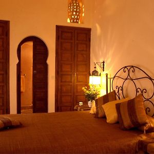 Chambre Standarde Lit Queen-Size
